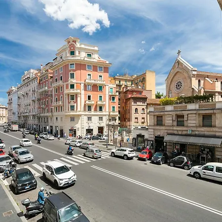 Briseide Boutique Rooms Colosseum-3